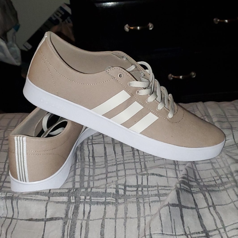 Adidas casual sneaker